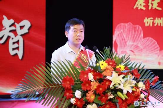 http://www.xztu.edu.cn/__local/0/89/B2/252B985F0835A6BDE272C3FC3A3_C8667E02_6472C.jpg
