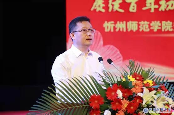 http://www.xztu.edu.cn/__local/1/91/45/DCAF7C1EBA0723720AD8900E839_5C2749AF_44B60.jpg